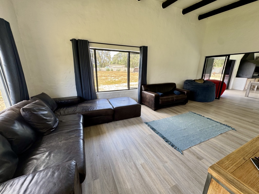 Commercial Property for Sale in Cape Farms Western Cape